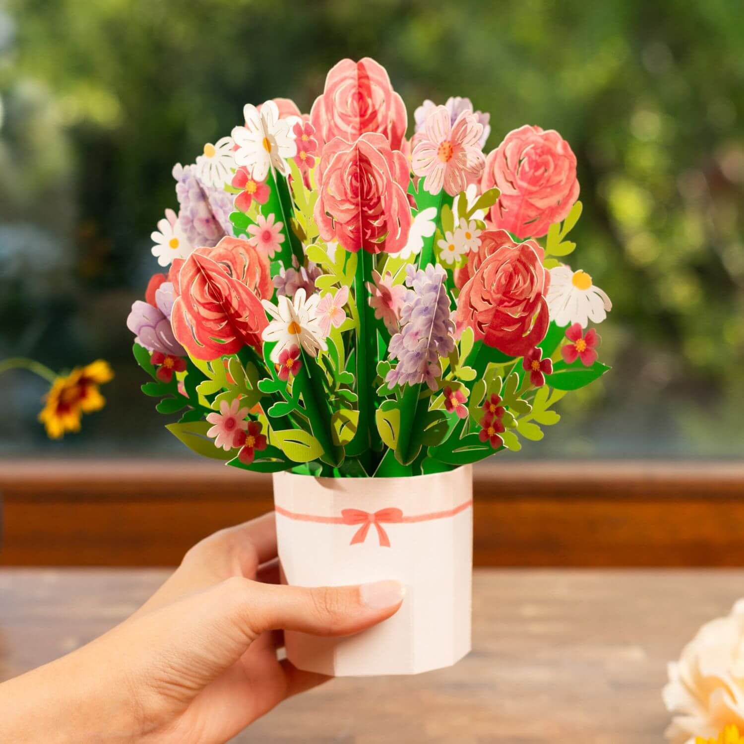 Rose Pop-Up Bouquet